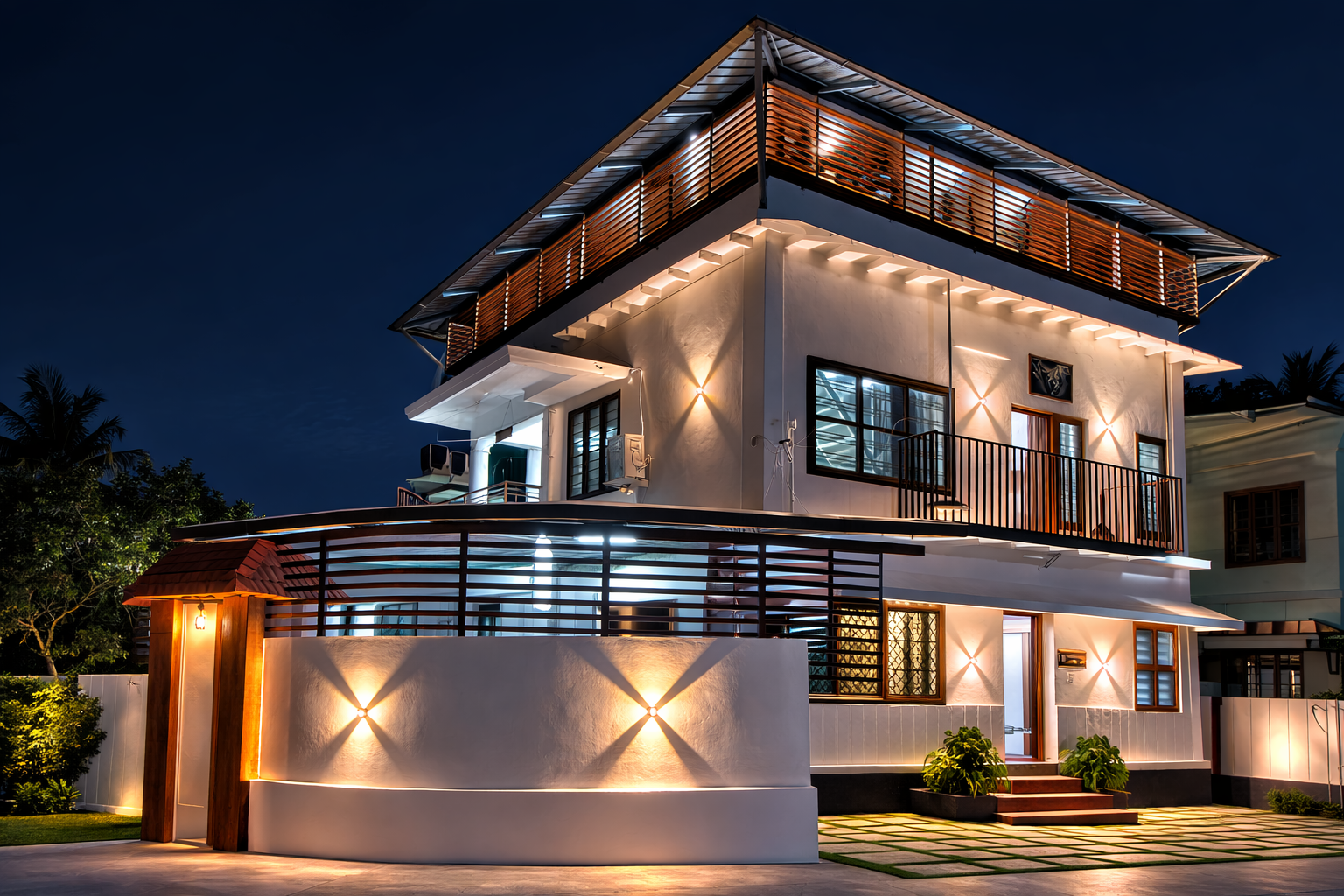 Evening view of Pranavam Homestay building near Guruvayur Temple